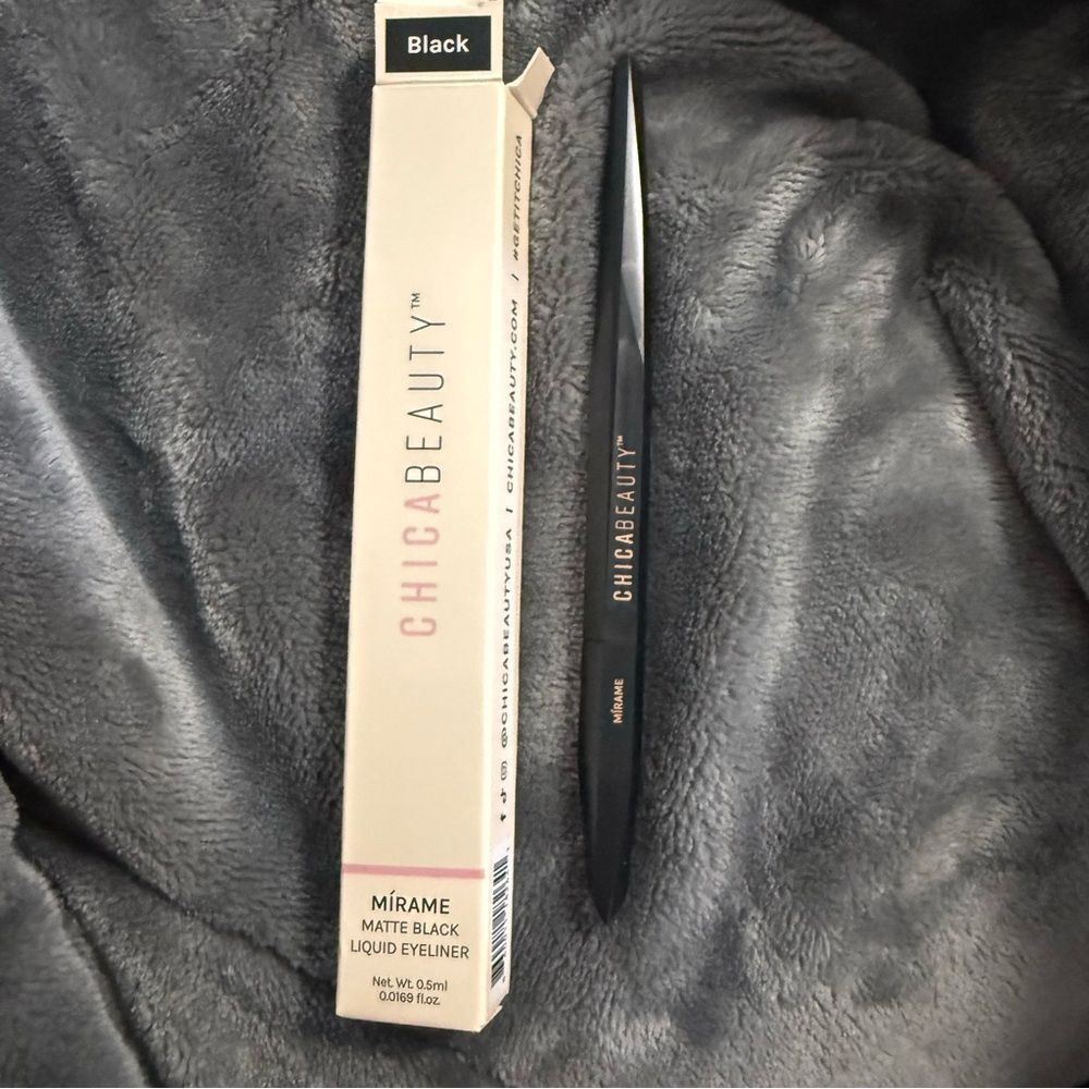 Chica beauty matte black liquid eyeliner, new in box